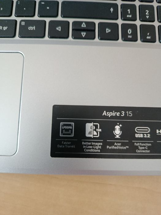 Laptop aspire  3 15   16 gb ram ddr 5  ryzen 5