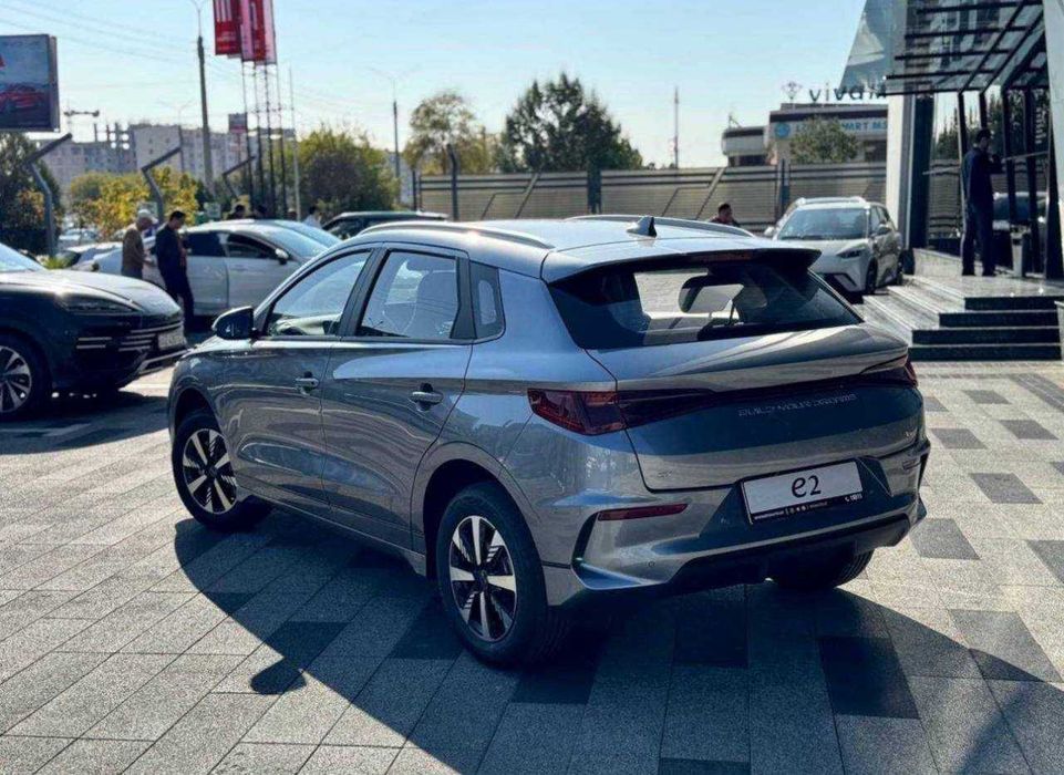 BYD E2 Luxury 2026