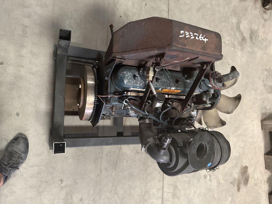 De vanzare motor kubota V1305 D