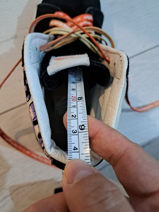 Ghete piele vans  marimea 38.5 cu 24.5 cm