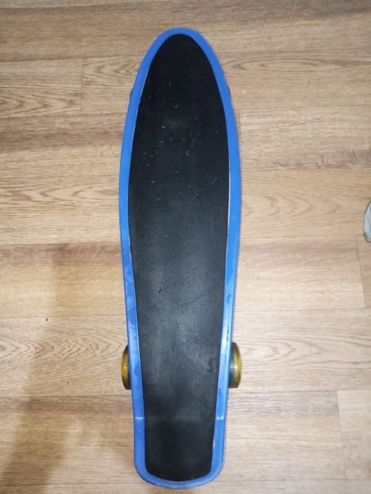 Продам скейт б/у