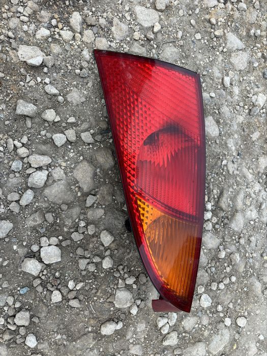 Десен стоп за Форд фокус за мка3 комби 2002- 2008