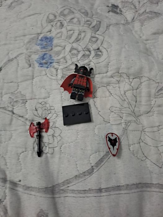 Минифигурка лего 25 серия