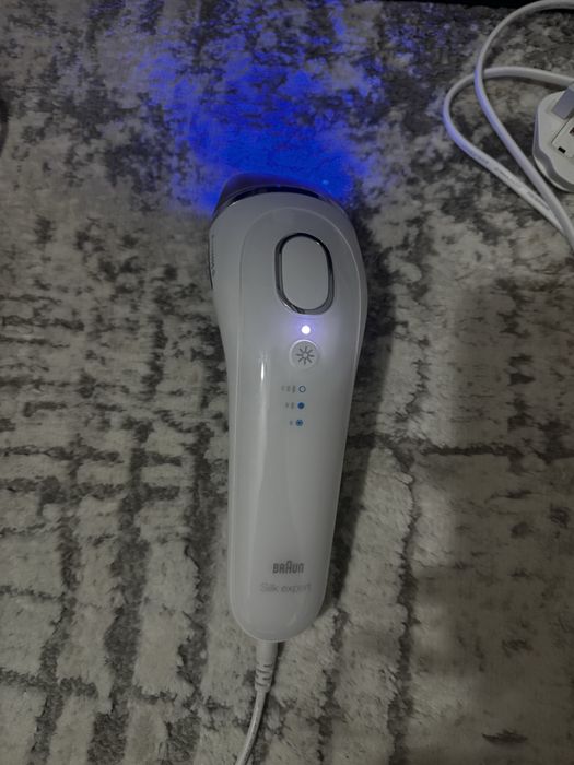 Фотоепилатор Braun Silk-expert
