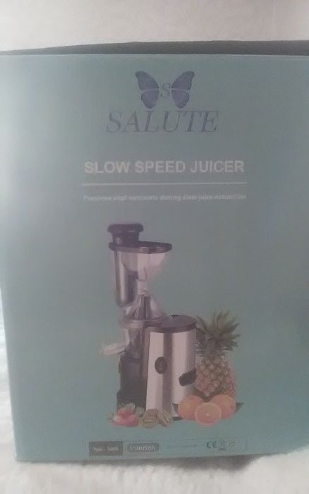 Бавно оборотна сокоизтисквачка Salute