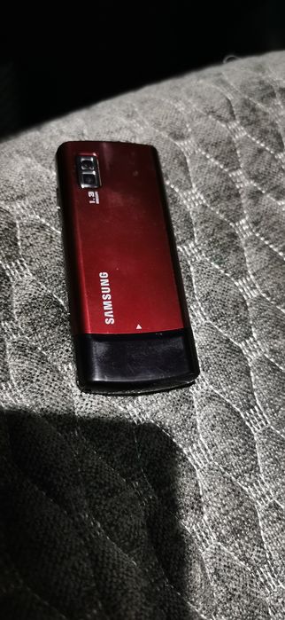 Мобильный телефон