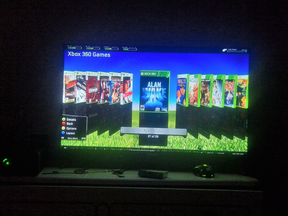 Xbox 360 slim продам