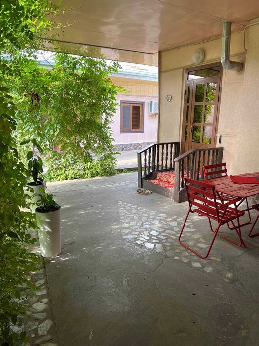 Продаём дом в городе Янгиюле.