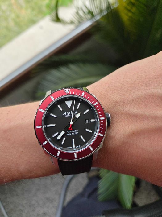 Alpina Seastrong Diver 300