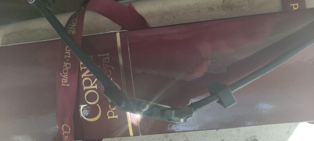 Часовник кварцов чисто нов