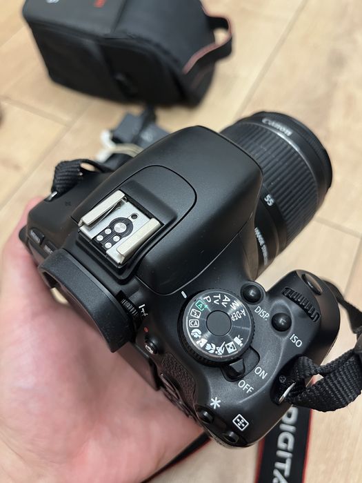 Canon 600d в отличном состоянии