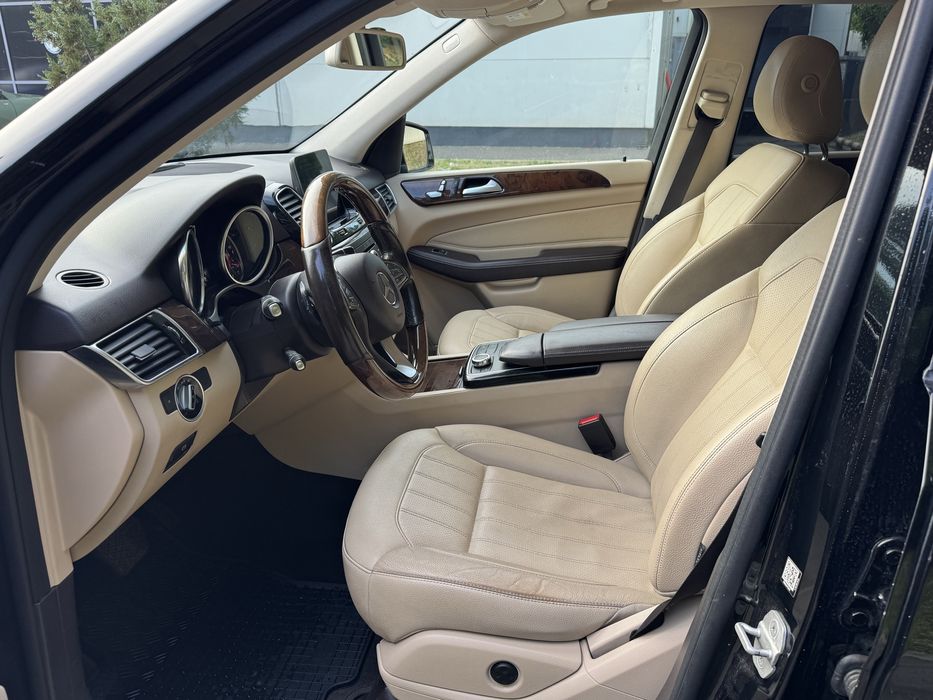 Mercedes-Benz 350 D 4 Matic