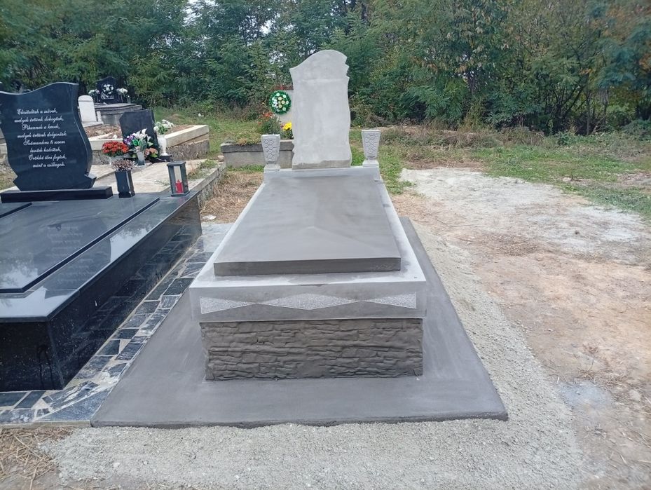 Cruci cripte borduri