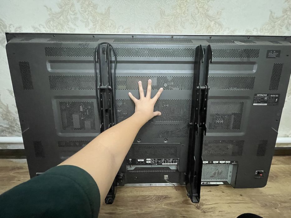 Огромный телевизор