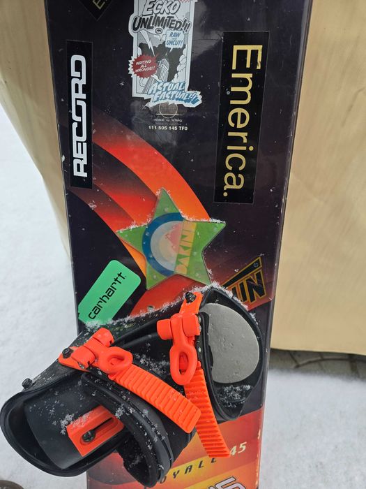 Placa snowboard cu legatura