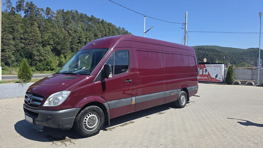 Mercedeș Sprinter 319
