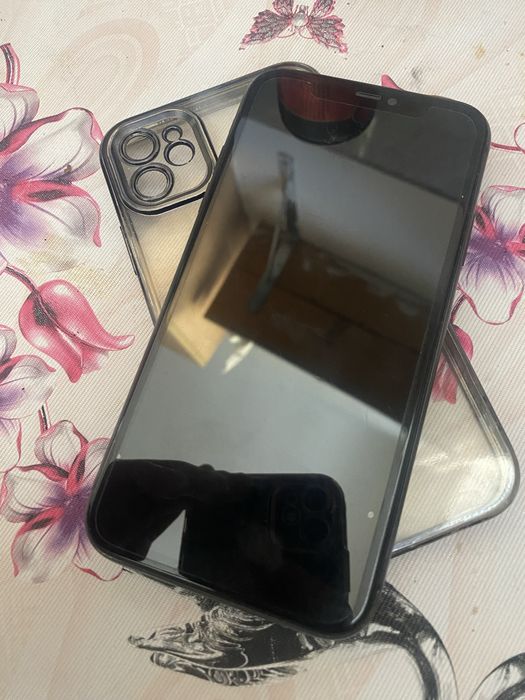 Vand iphone 11 in stare foarte buna