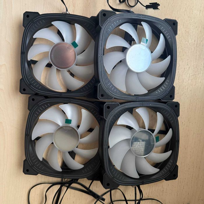 Продаются ARGB вертушки на корпус \ ARGB kuler/vertushkalar sotiladi