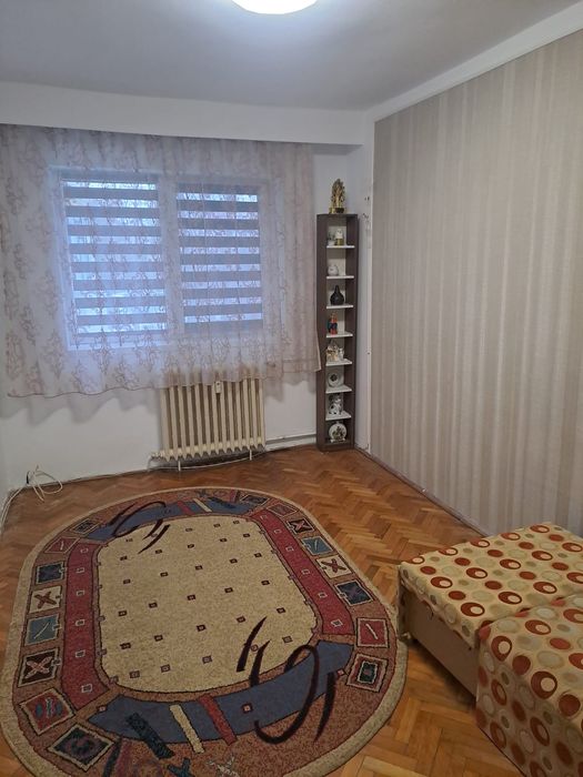 Apartament 2 camere + bucătărie, baie și balcon