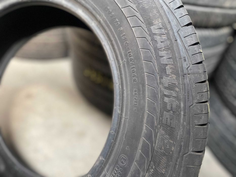 205 70 15c Semperit Van life 2
