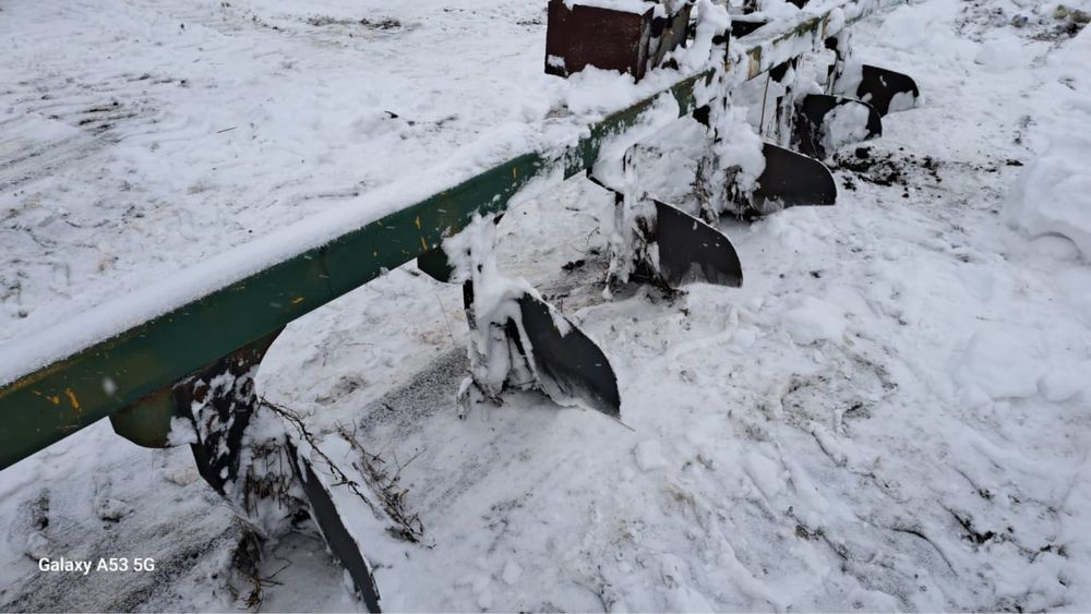 Продам плуг ПСКУ-6×35