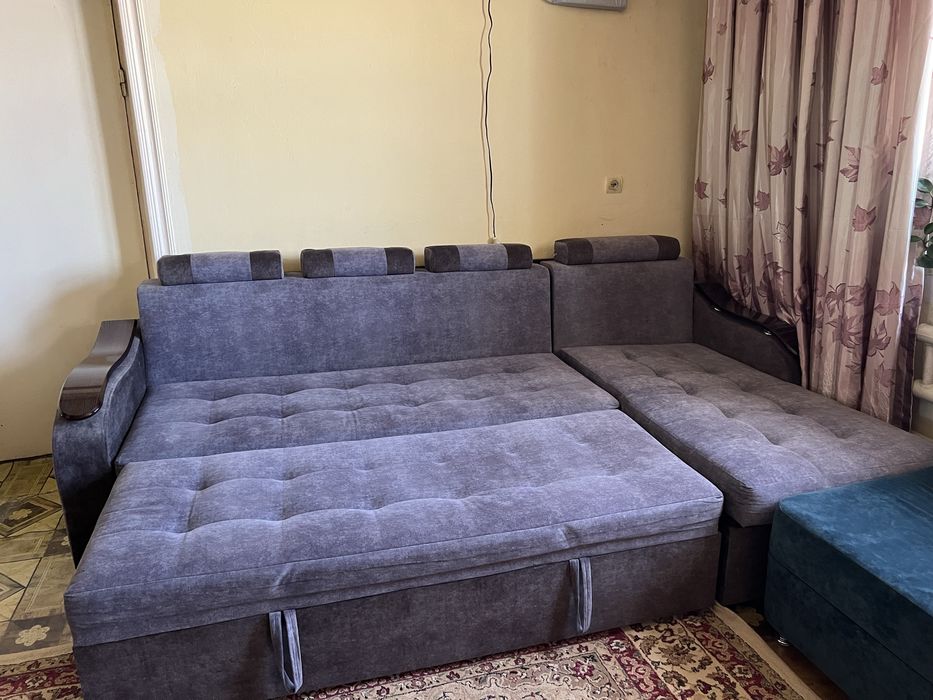 Продам угловой диван-трансформер