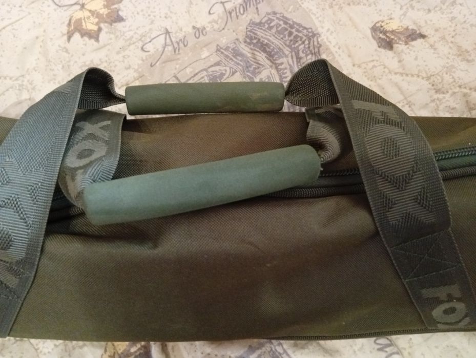 Трипод стойка за въдици Fox Eos  с двоен и троен бъзбар