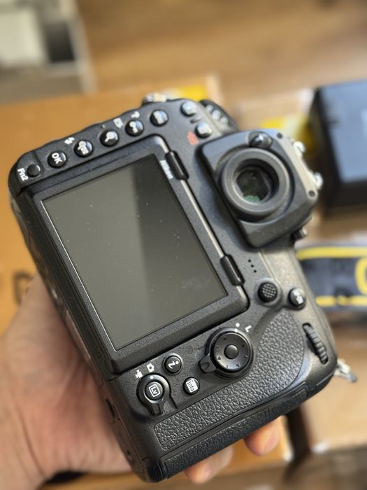 Nikon d850 + Nikkor 24-70 2.8 ed