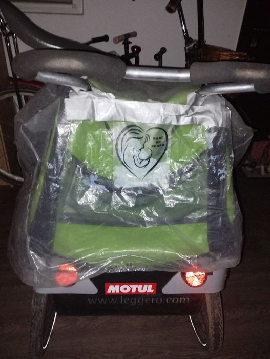 Remorcă de bicicletă