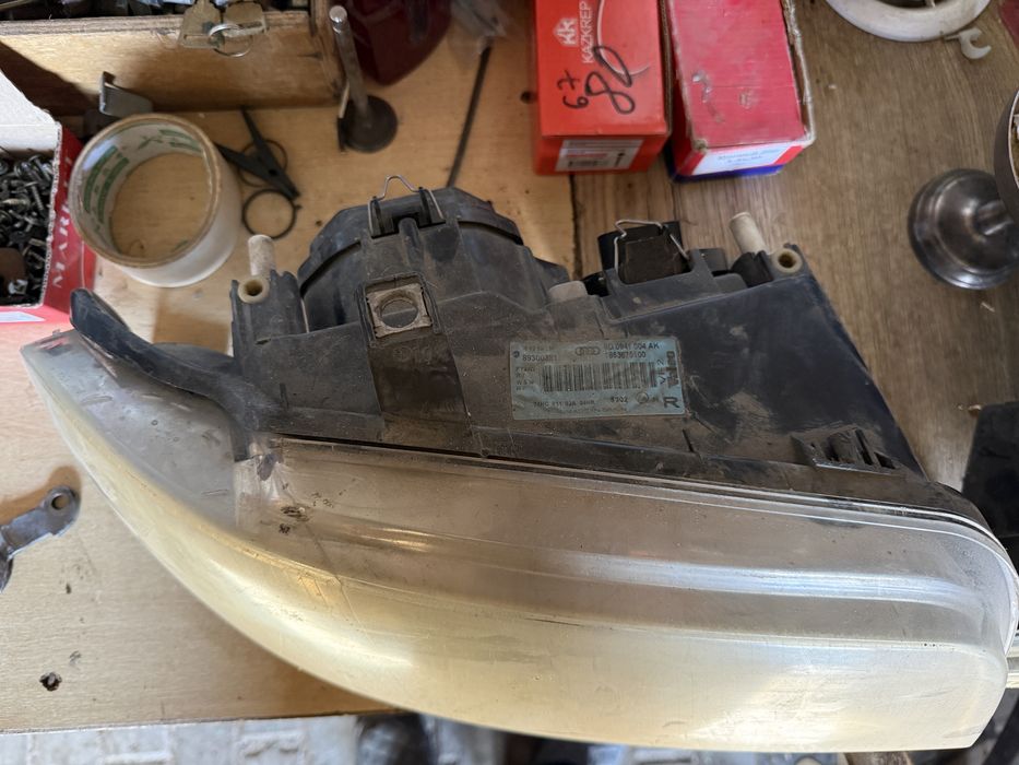 Продам рест Фары на Ауди А4 Б5