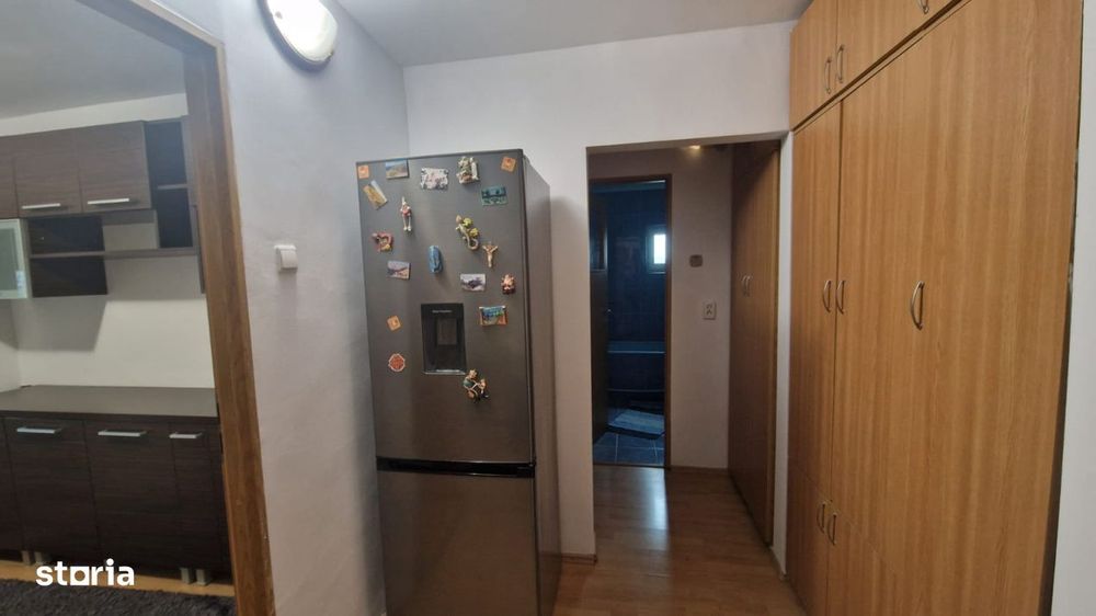 Apartament 2 camere, decomandat, 53mp, cartier Brazda, zona Unitatea M