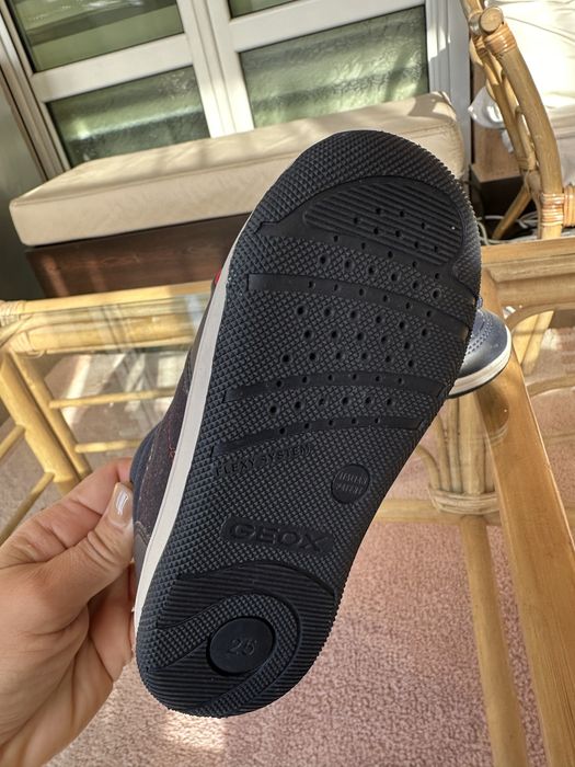 Geox обувки- 25 номер- НОВИ