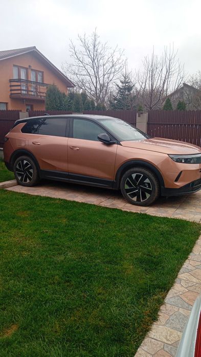 noul Opel Grandland 1.2benzina hibrid baterie 48v