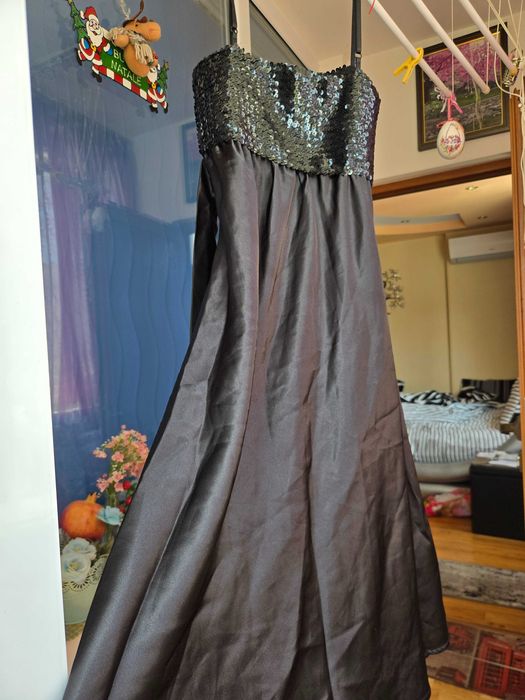 Продамам рокля С размер