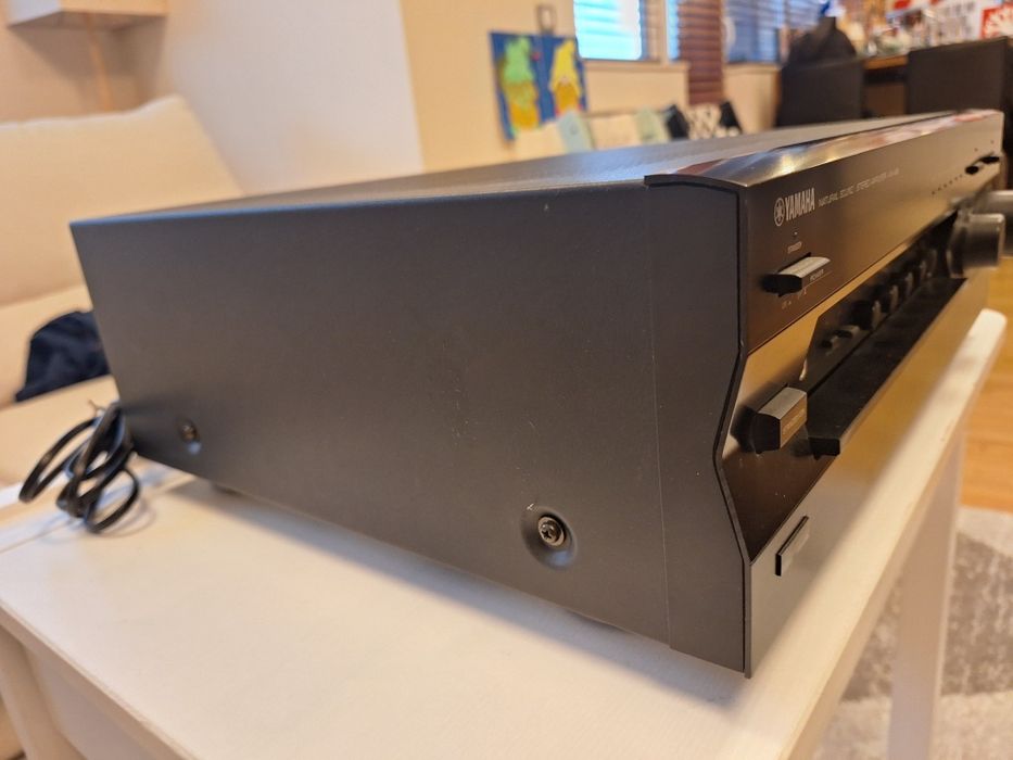Стерео усилвател Yamaha AX 496