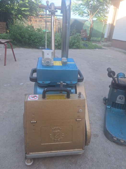 Vând set mașini șlefuit rașchetat  parchet