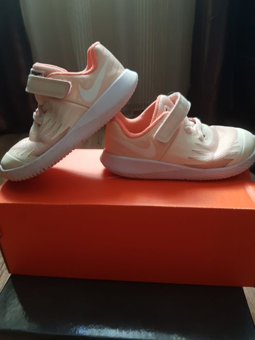 Детски ботушки и маратонки