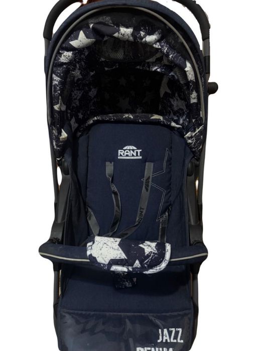 Коляска для ребенка