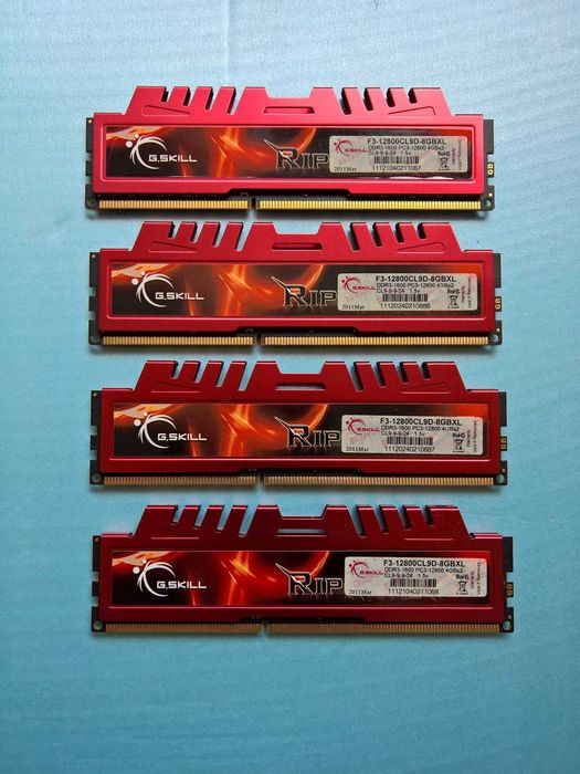 16GB G.Skill RipJawsX  (4 x 4GB DDR3) F3-12800CL9D-8GBXL, 1600MHz