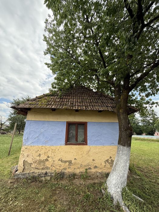Casa veche traditioanala pentru relocare