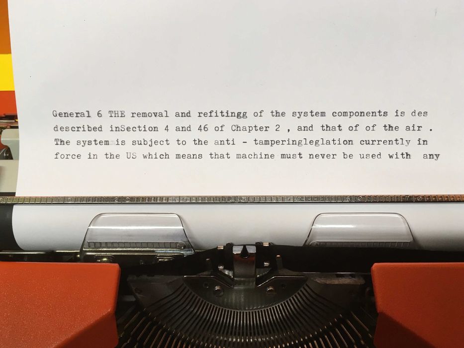 Пишеща Машина Royal  обслужена Латиница Qwertz Made in Japan