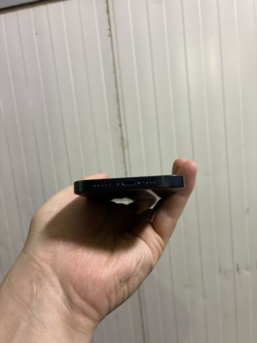 Iphone 13 с гарантией срочно 180000