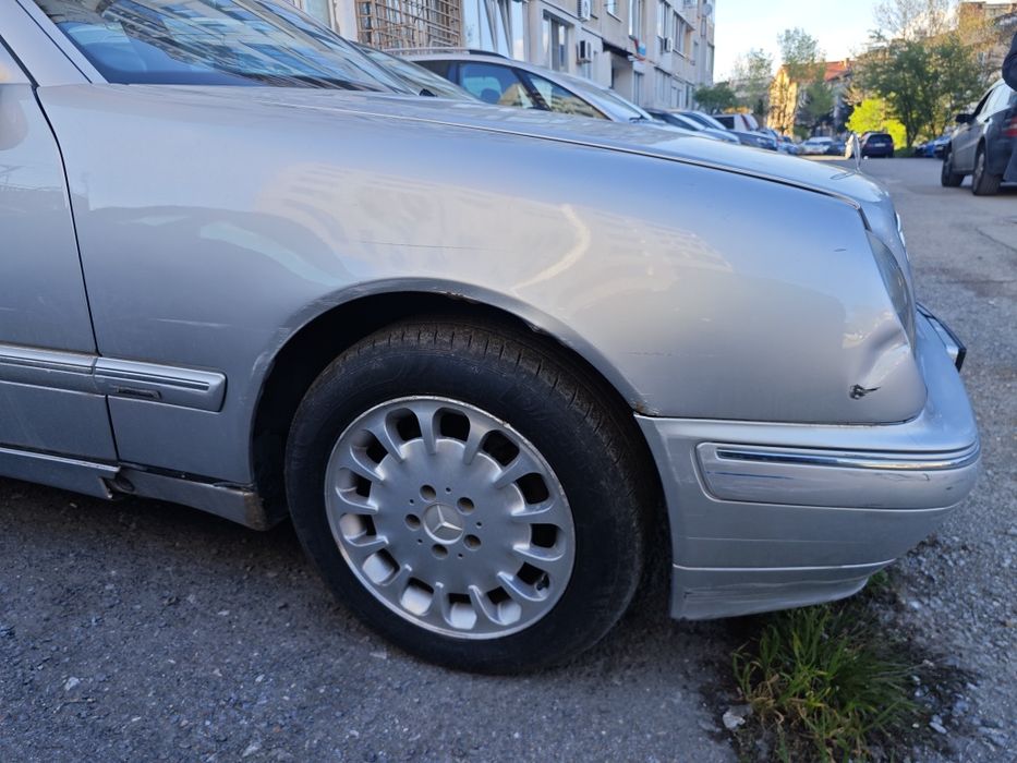 Mercedes-Benz E320 4MATIC 2001г.