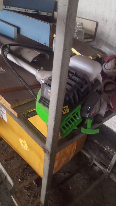 Продам   триммер