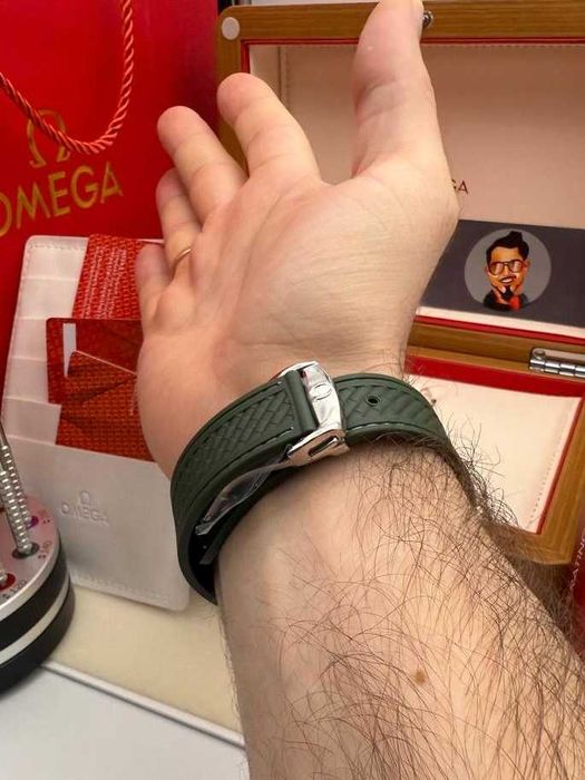 omega seamaster worldtimer grey