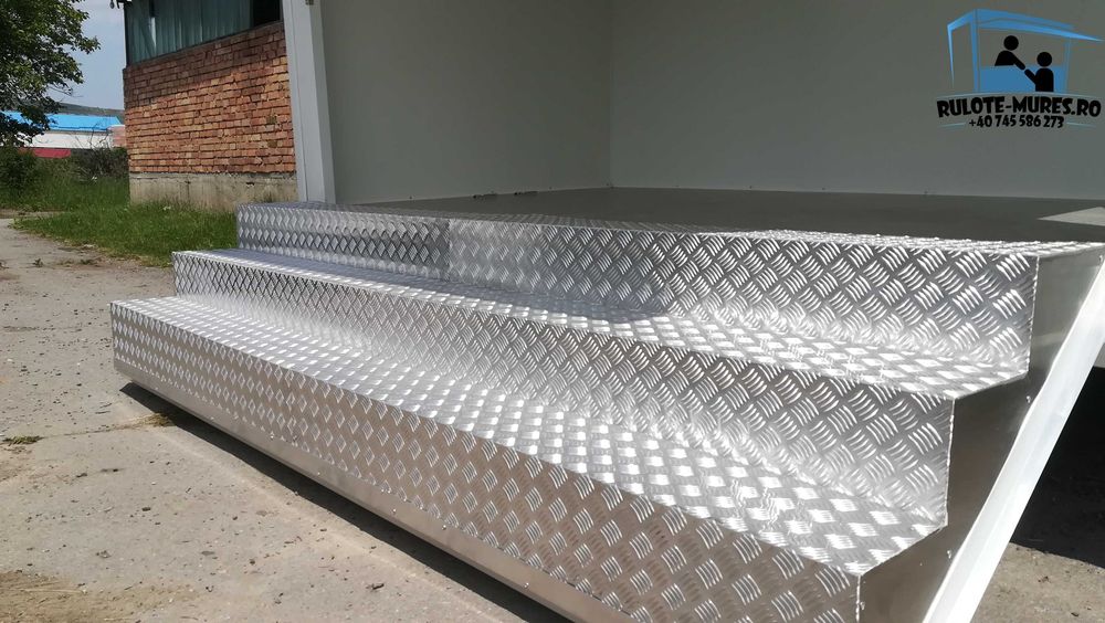 Rulota comerciala, magazin prezentare mobil ,evenimente ,showroom