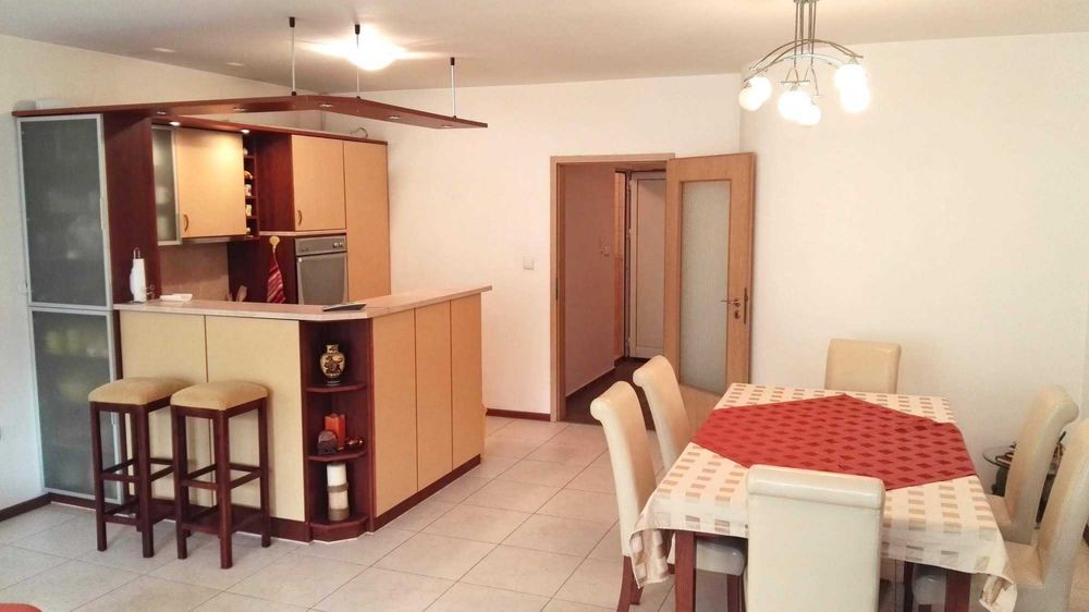 Дава се под наем Тристаен апартамент в София, Бъкстон - 110 кв.м за 800 € - Снимка #1