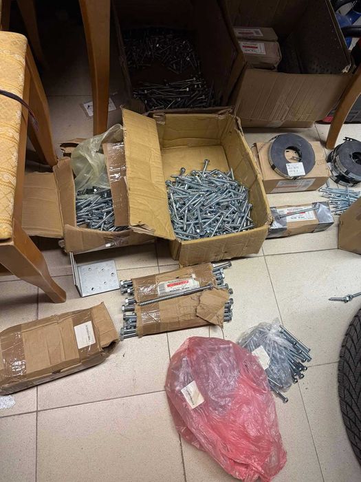 Поцинковани винтове за дърво с шестостенна глава, самонарезни, Valenta