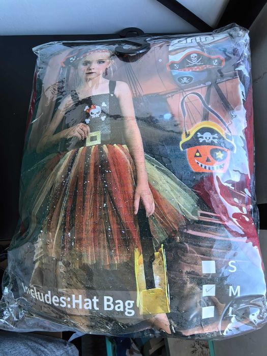 LICHIDARE STOC - Lot Costume Carnaval & Serbări Copii + BONUS