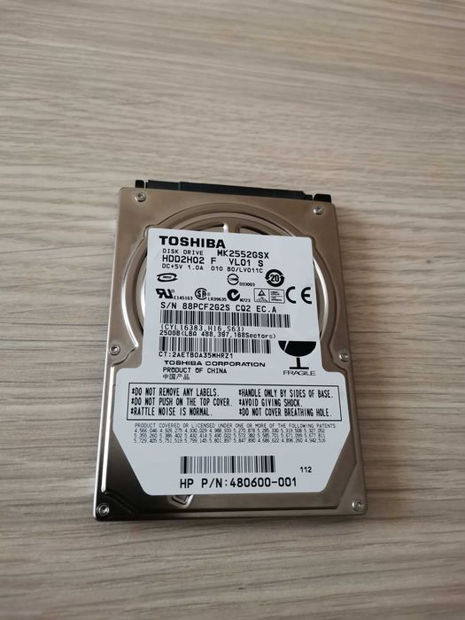 Vând HDD toshiba 250GB
